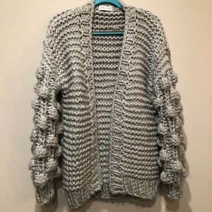 Chic Wish Gray Bobble-Sleeve Knit Sweater